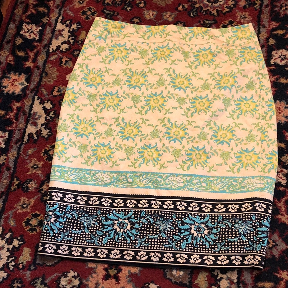 Ann Taylor Floral Pencil Skirt in Cream, Aqua & Yellow